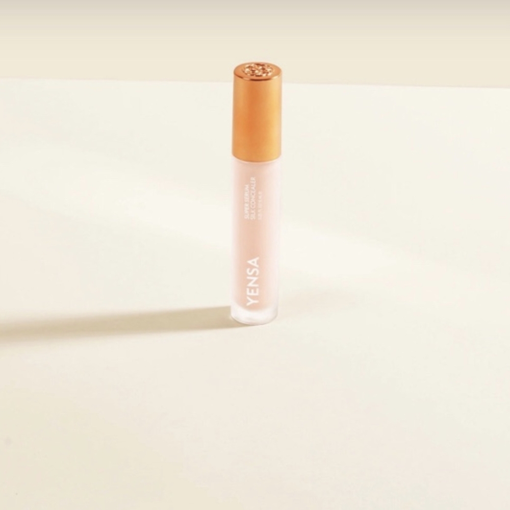 Yensa SUPER SERUM SILK CONCEALER in Fair 2